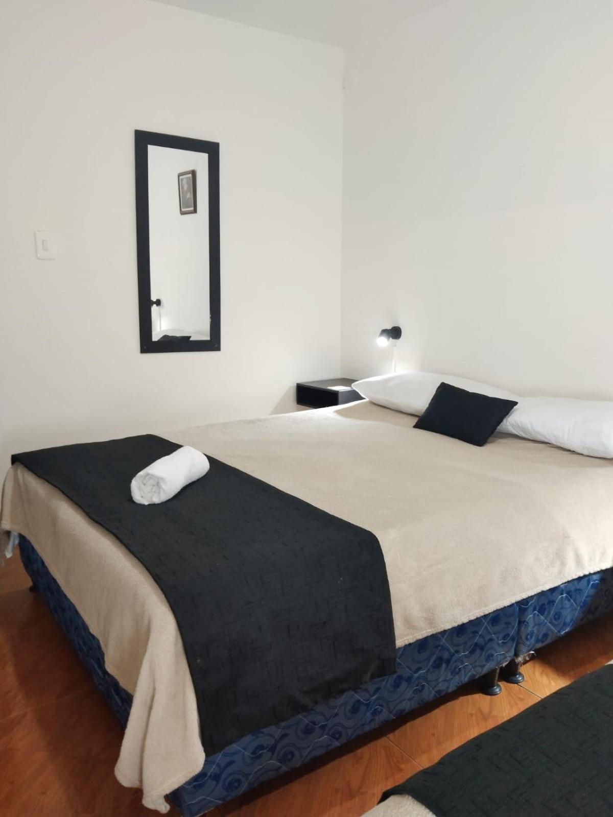 Habitaciones Cerca Al Aeropuerto Centro Y Centro Conecta Embajada Americana Bogotá Exteriör bild