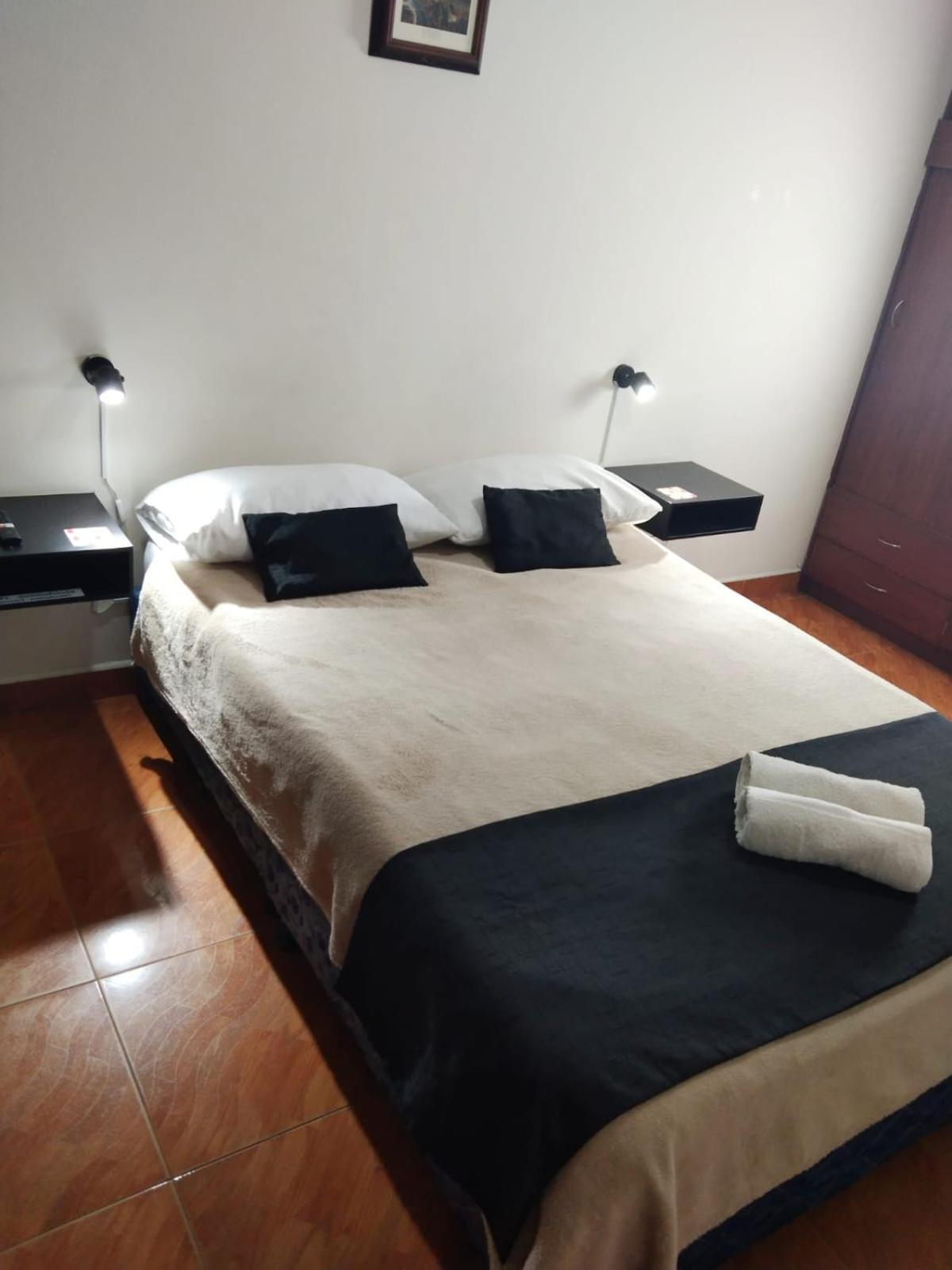 Habitaciones Cerca Al Aeropuerto Centro Y Centro Conecta Embajada Americana Bogotá Exteriör bild